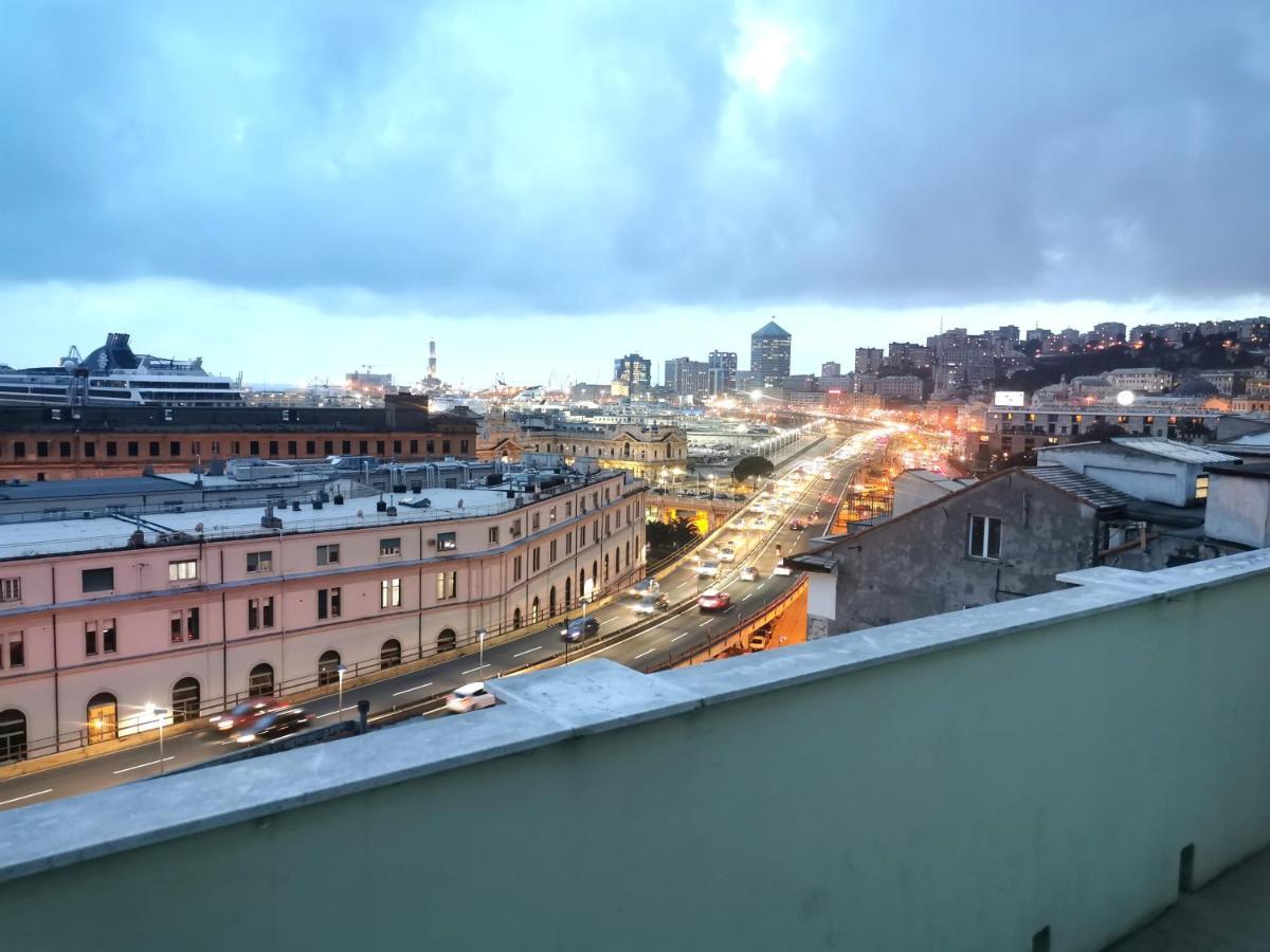 La Lanterna * Genoa