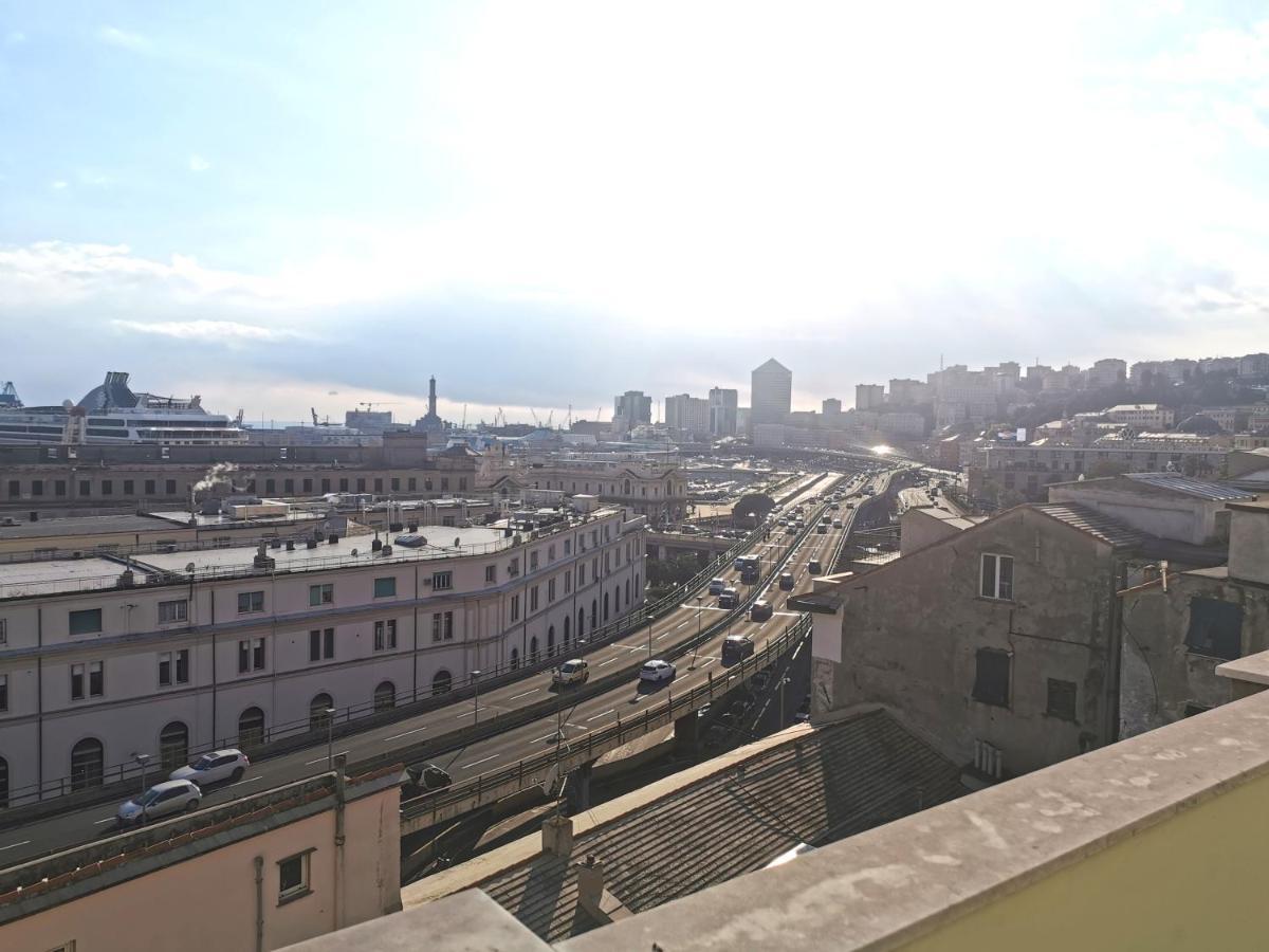 La Lanterna * Genoa